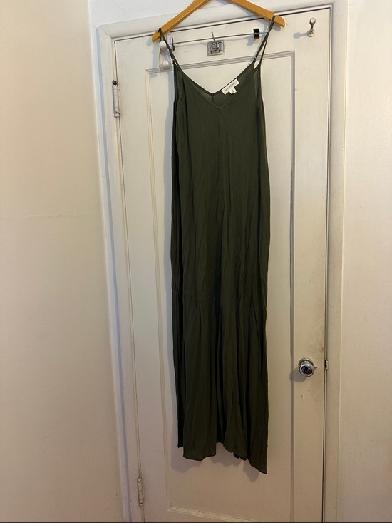 Treasure & Bond Dresses & Skirts - Treasure & Bond Olive Green Maxi Slip Dress